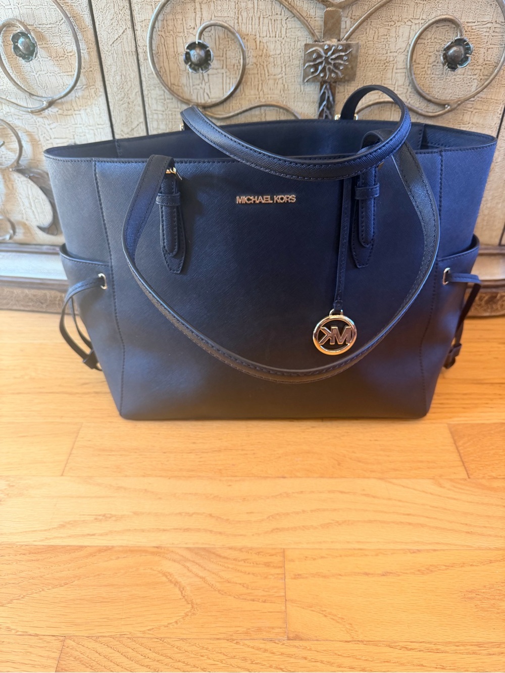 Michael Kors Black Tote Bag - Saffiano Leather